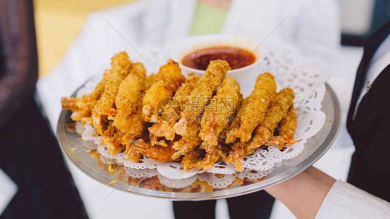 上海餐饮供应链公司：经营范围揭秘与选择要点**