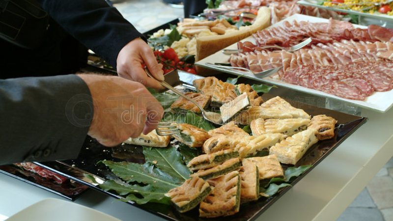 零食包装：小包装与散装之争